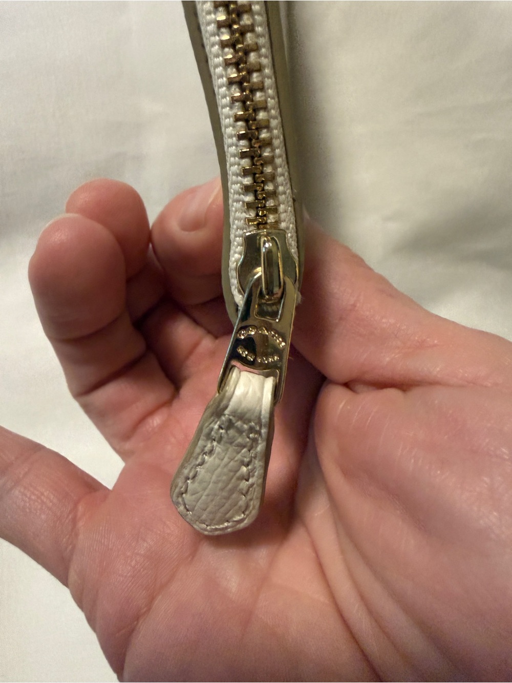 Coach Ivory Saffiano Leather Zip Clutch Pouch Wristlet Style Minimalist - Picture 4 of 7